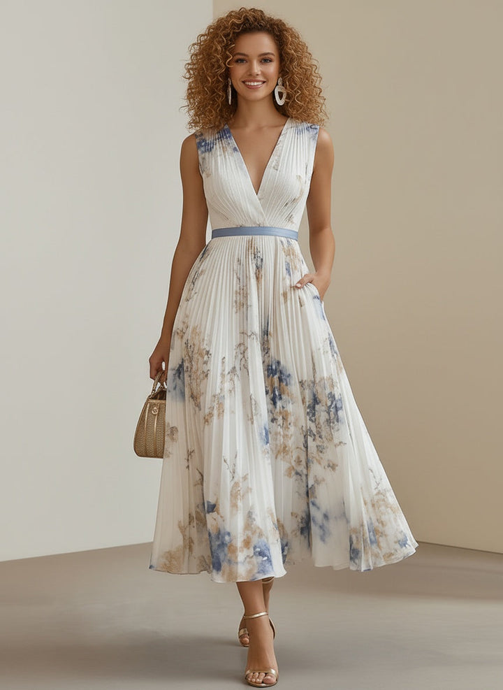 Elegant Pleated Maxi Dress in Roma Style