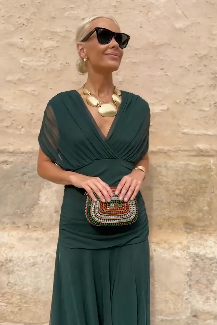 Bella™ | Chic V-Neck Maxi Dress for Enchanting Parties