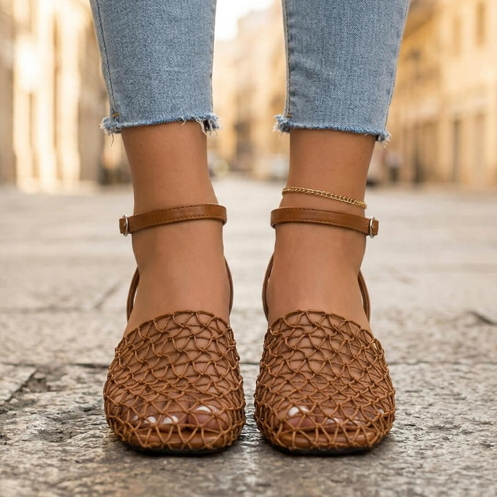 Mila | Open Air Step Sandal