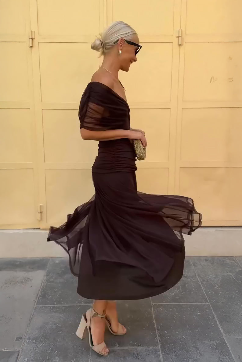 Bella™ | Chic V-Neck Maxi Dress for Enchanting Parties